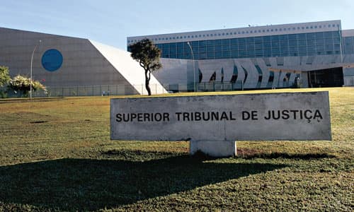 Citação em local diverso não muda endereço para intimações indicado no processo, salvo pedido do réu